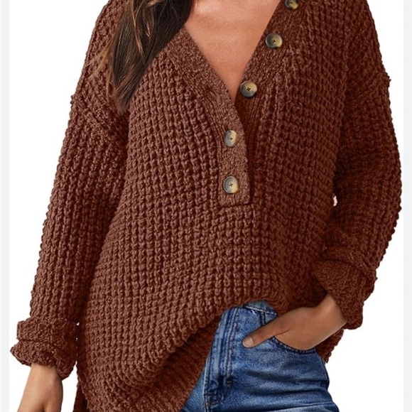 Free People knock off! Cozy V-Neck Sweater with Button Accents tunic - Picture 1 of 5